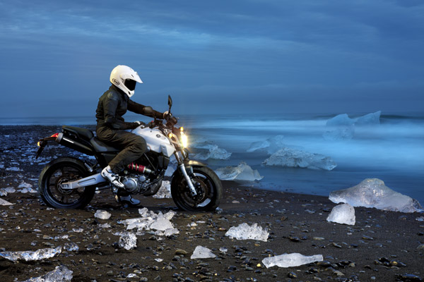 2006_MT-03_Photo_01_tcm42-8788102